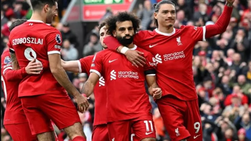 صلاح يقود هجوم ليفربول لمواجهة برينتفورد بالدوري الإنجليزي
