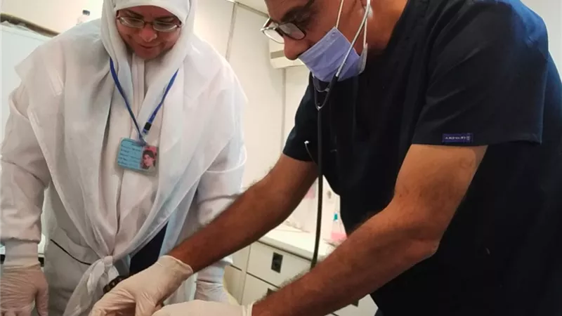 فحص 92 مريضا من غير القادرين بقرى مركز ناصر