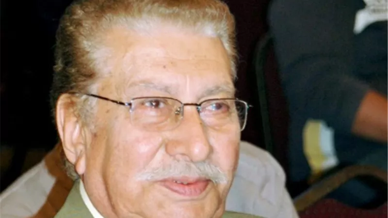 المهن التمثيلية تعلن وفاة الفنان عثمان محمد على