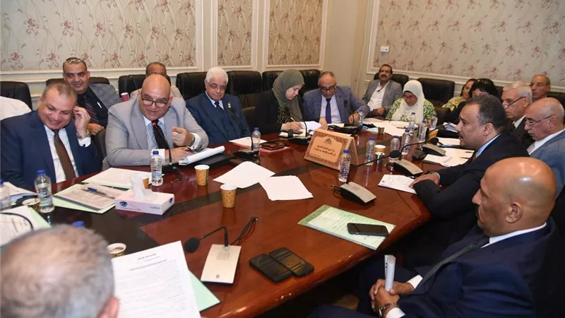 «إسكان النواب» تناقش أسباب تأخر مشروع تجديد شبكة مياه الشرب بدكرنس