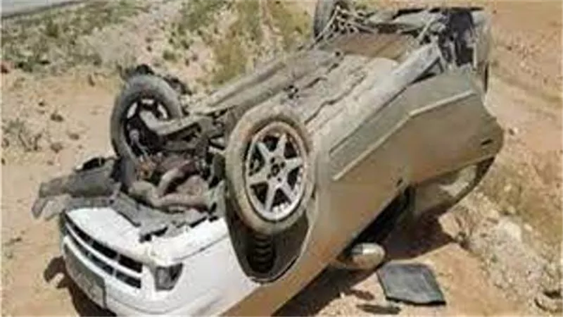 إصابة 2 إثر انقلاب سيارة فى العياط
