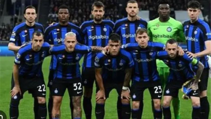 إنزاجي يعلن تشكيل إنتر ميلان ضد فروزينوني بالدوري الإيطالي