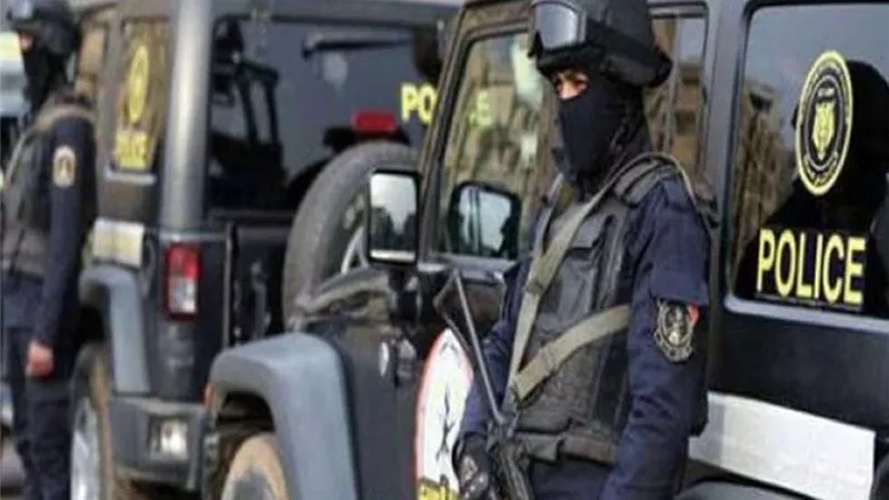 ضبط 42 تاجر كيف فى حملة أمنية بمحرم بك
