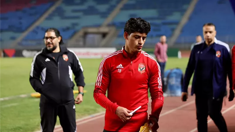 كريستو يقترب من الرحيل عن الأهلي بسبب عدم المشاركة