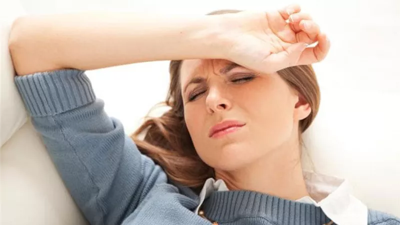 6 أسباب تسبب شعورك بالصداع صباحا