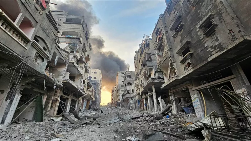 أبو الغيط يدين قصف الاحتلال الإسرائيلي مقر اللجنة القطرية لإعادة إعمار غزة