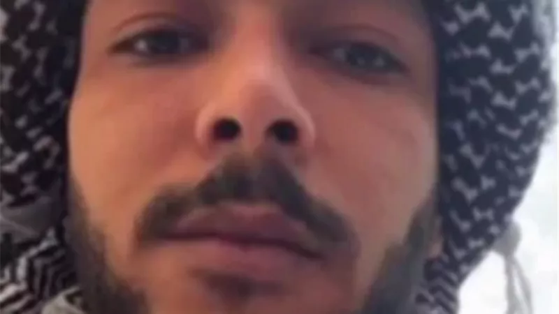 ويجز يشارك فى مظاهرة بـ 