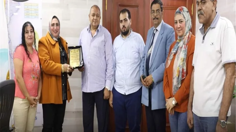 الاتحاد الشبابي لدعم مصر يكرم رئيس مياه المنيا