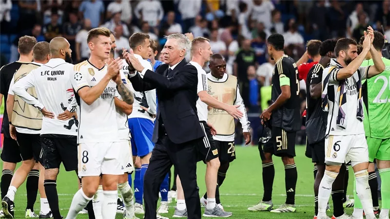 نجم ريال مدريد يتحدث عن مبابي وهالاند.. وأزمته مع أنشيلوتي