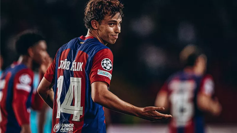 سيميوني يثير قلق برشلونة بشأن جواو فيليكيس