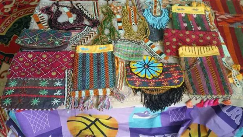 ورشة تدريبية على الحرف السيناوية لسيدات جنوب سيناء لتمكينهن اقتصاديا