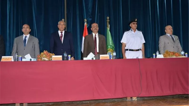 محافظ الإسماعيلية يشهد القرعة العلنية للحج للعام الهجري ١٤٤٥