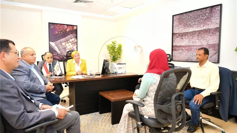 ياسمين فؤاد تجري مقابلات لمتقدمي شغل وظيفة مراقب بيئي بالمحميات الطبيعية