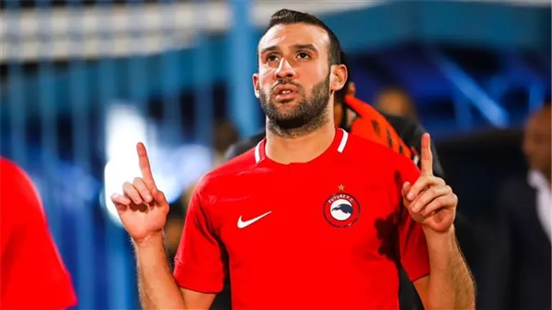 عمر كمال يرفض عرض بيراميدز ويتمسك بالرحيل للأهلي