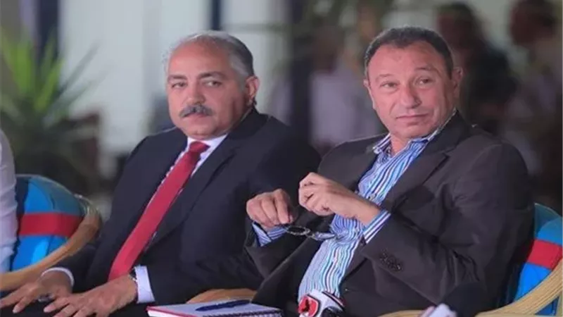 الخطيب للعامرى فاروق.. قوم الاهلى محتاجك