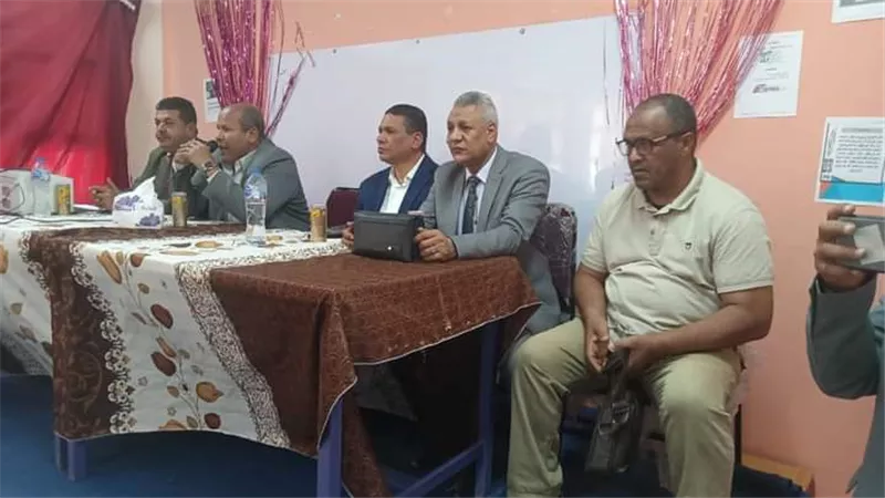 تعليم سوهاج تطلق قوافل الدعم للمدارس الابتدائية