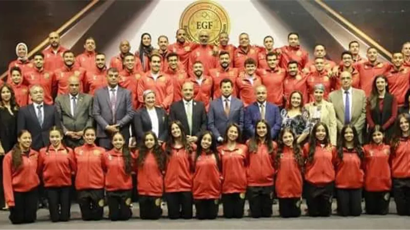 وزير الرياضة يكرم ابطال المنتخب المصري للجمباز