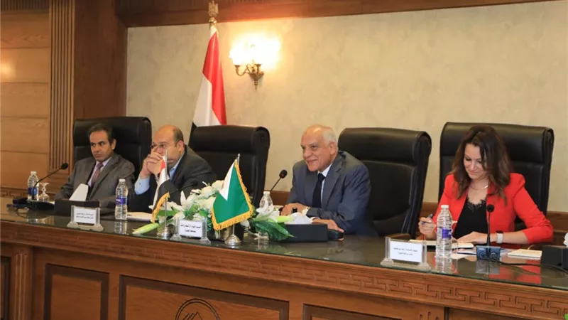 الجيزة تدشن مجلس إقتصادى وإجتماعى لدعم الإستثمار بالمحافظة