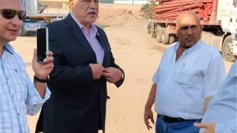 رئيس مدينة الزقازيق يتابع انهاء أعمال توسعة طريق أبوحاكم