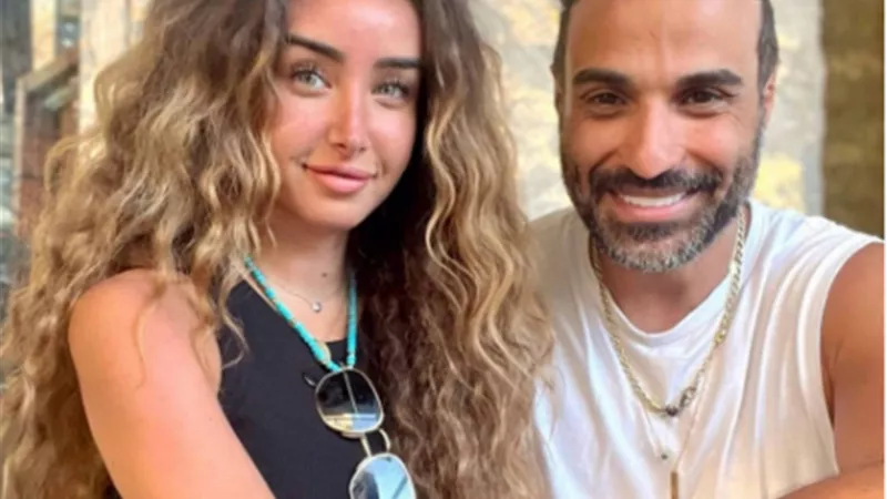 هل تعود هنا الزاهد لـ أحمد فهمي بعد احتفاظهما بصورهما سويًا