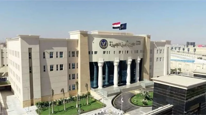 ضبط 37 عنصر خطر يتاجر في المخدرات في حملة مكبرة ببشتيل جيزة