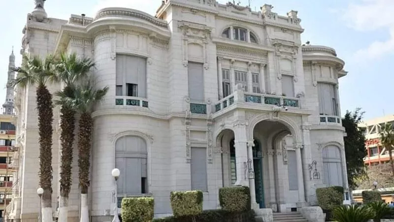 جامعة عين شمس تدشن جائزة للرواد تقديراً لدور علمائها في عام 2023