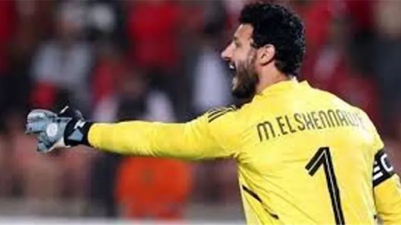 جلسة تعنيف واعتذار.. ماذا فعل الشناوى عقب قرار استبعاد ثنائى الاهلى من المنتخب