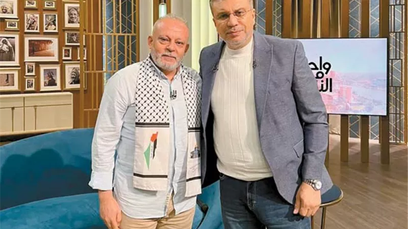 شعب فلسطين يكافح من أجل النصر