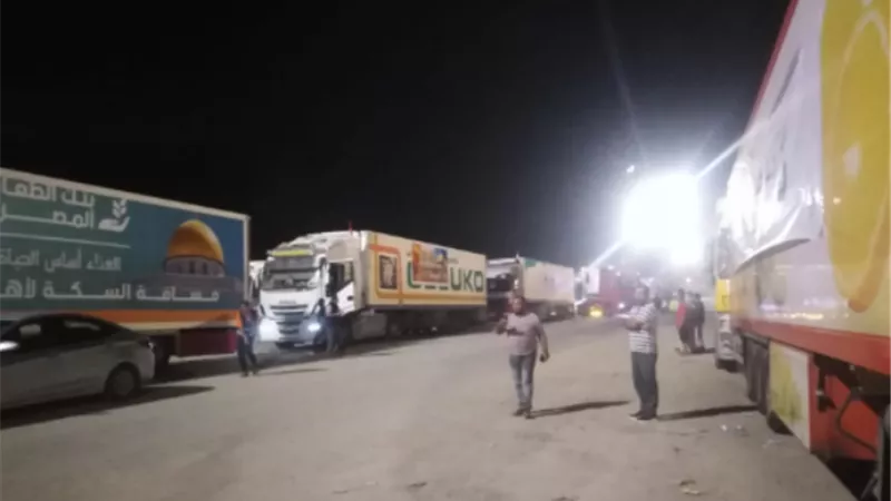 ذي ستريت تايمز البريطانية: يجب تركيز المساعدات الطبية داخل غزة