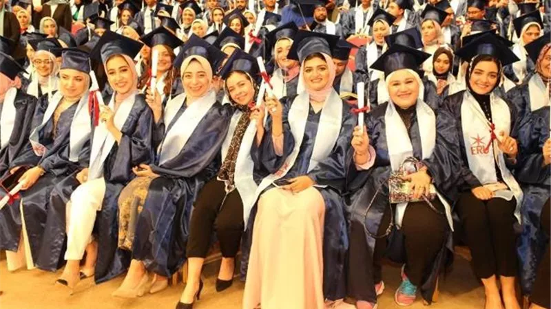 الجامعة المصرية الروسية تقدم منح على الدراسات العليا بالصيدلة صور