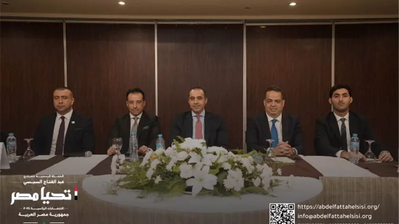 حملة المرشح الرئاسي عبدالفتاح السيسي تلتقي وفدا من قيادات مستقبل وطن بالإسكندرية