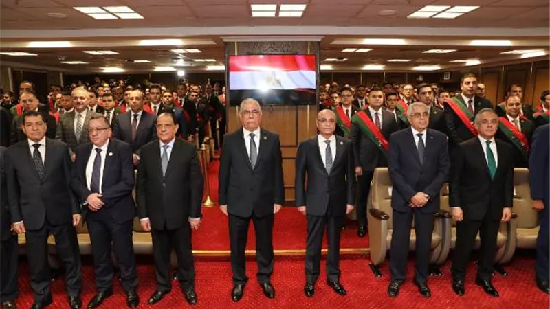 أعضاء النيابة العامة الجدد يؤدون اليمين القانونية أمام وزير العدل