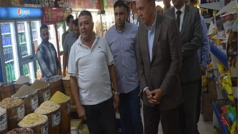 الهجان يوجه بتكثيف الحملات التموينية للرقابة على أسعار السلع