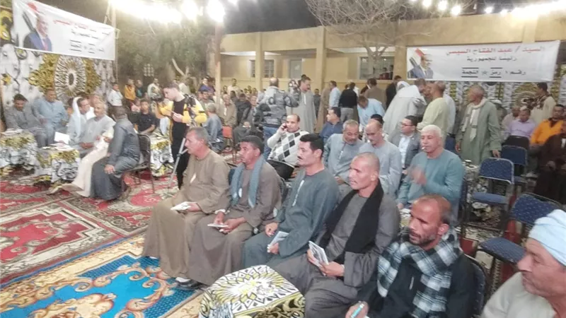 جموع أهالى بنى سويف يواصلون مبايعة الرئيس السيىسى
