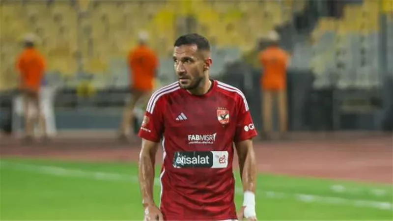موقف رحيل على معلول عن الأهلى فى يناير المقبل