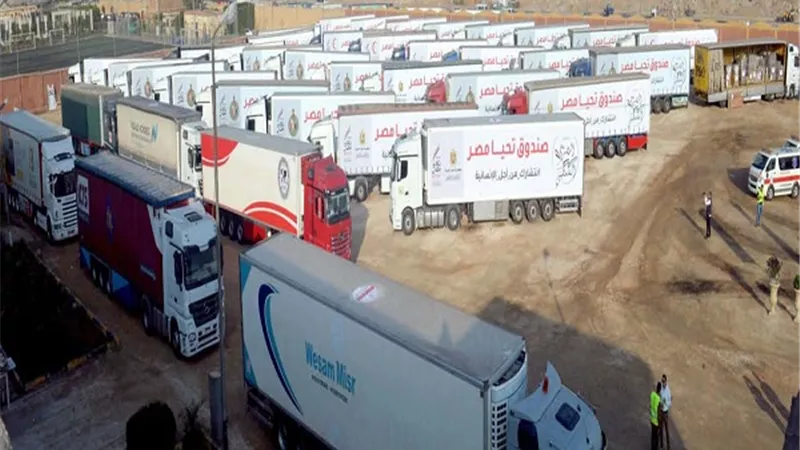 قوافل صندوق تحيا مصر تنطلق لمؤازرة غزة
