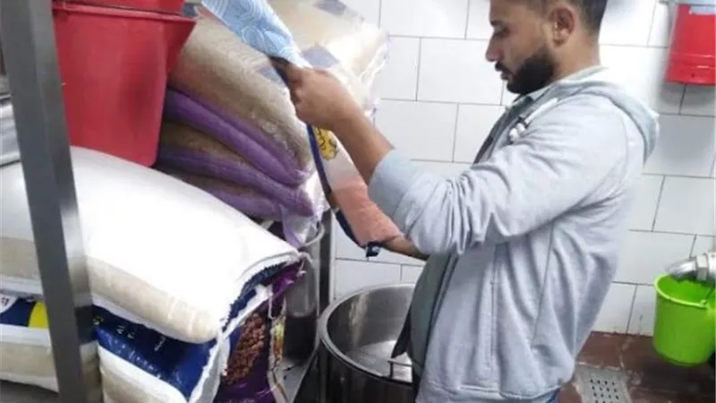 ضبط وإعدام٢٤٠طن أغذيةو١٧٤٤منشأة مخالفة بالشرقية