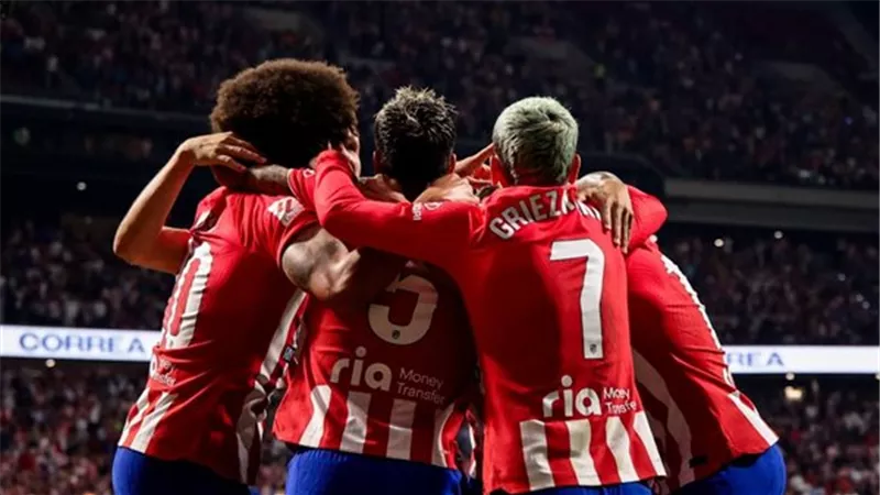 مانشستر يونايتد يغري نجم أتلتيكو مدريد بـ3 أضعاف راتبه