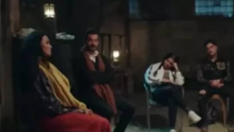 غموض حول علاقة أسماء جلال وشريف سلامة فى 