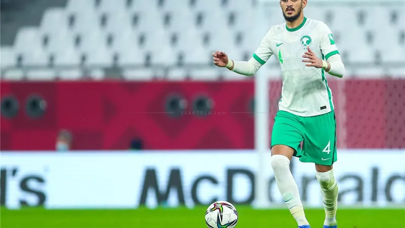 الإصابة تُبعد مدافع المنتخب السعودي عن المشاركة أمام الأردن