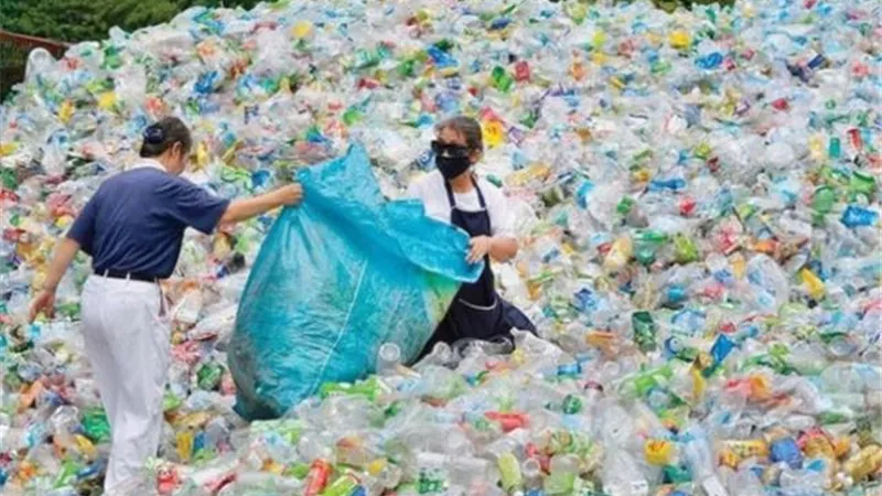 500 مقترح في محادثات نيروبي لمعاهدة تحد من تلوث البلاستيك