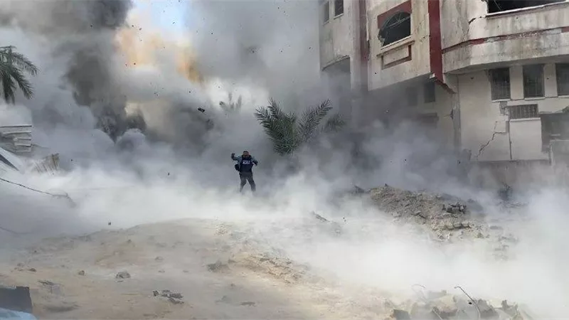 وفا:الاحتلال الإسرائيلي يستهدف المستشفى الإندونيسي في غزة