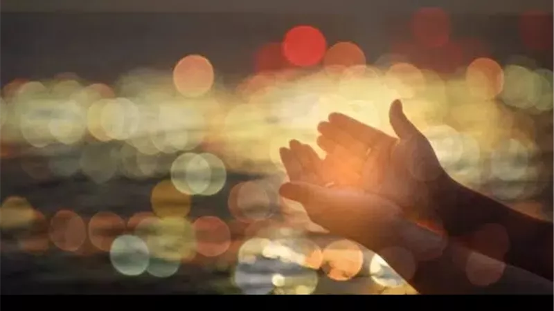 تذكر موضع دعاء الاستفتاح وصيغه