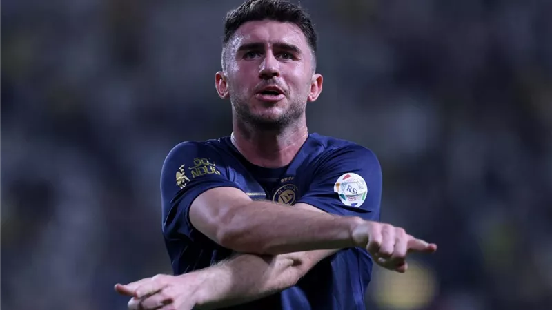 شكوك حول تعافي لابورت من الإصابة قبل مواجهة الهلال