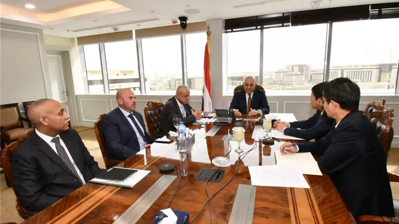 الجزار يشدد على الإسراع فى تنفيذ مشروع منطقة الأعمال المركزية بالعاصمة