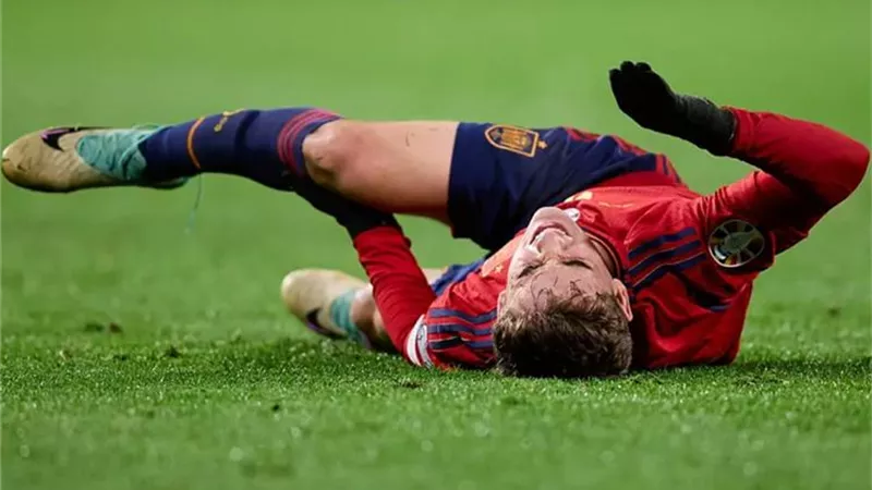 نجم ريال مدريد يوجه رسالة إلى جافي