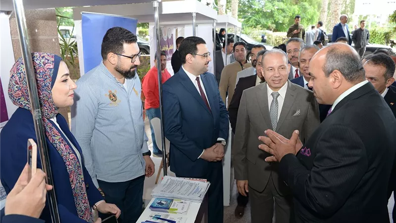 رئيس جامعة المنصورة يفتتح ملتقى التوظيف الأول بكلية الحقوق