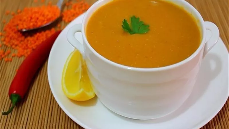 طريقة عمل شوربة العدس الصحية
