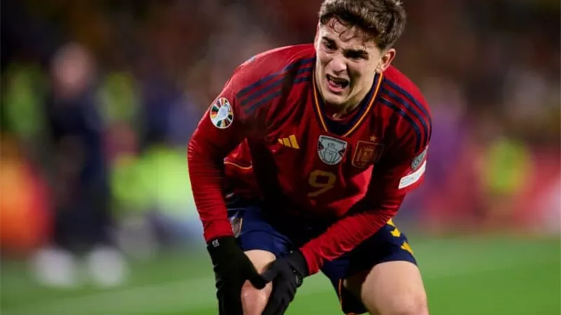 برشلونة ينتظر الحصول على ميزة قوية من إصابة جافي
