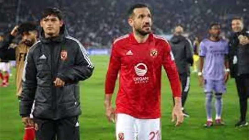 منحه وعدا بالمشاركة .. كواليس جلسة كولر مع نجم الاهلى قبل الرحيل